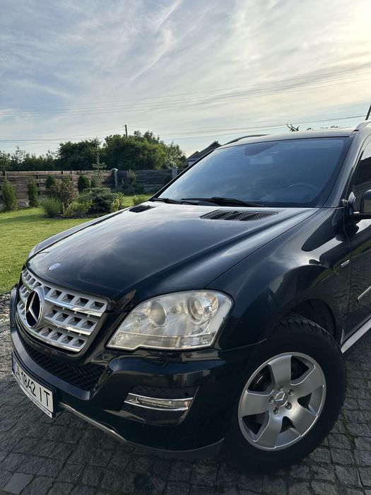 Продам Mercedes ML 2011 р.в.