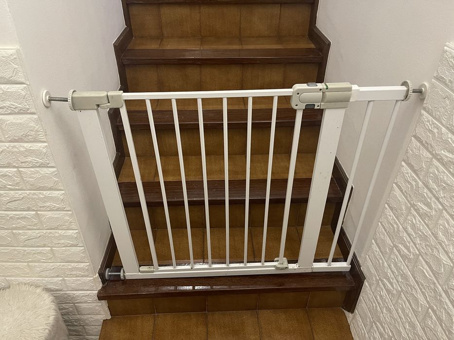 Grade seguranca para escada