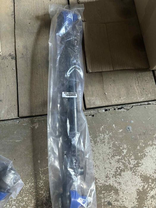 Ричаг шарова рульва Mercedes W140