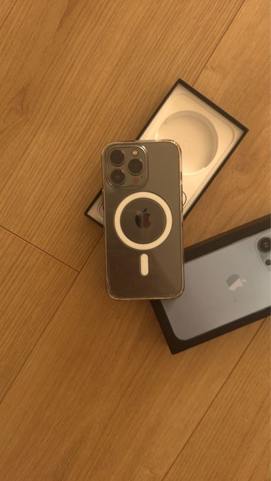 IPHONE 13 PRO com caixa