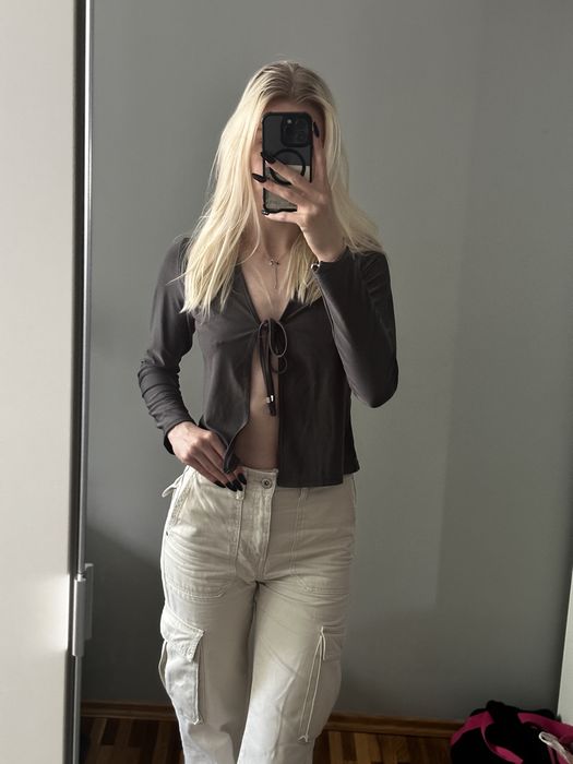 bluzka wiązana M z dlugim rękawem