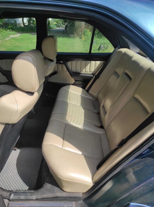 Mercedes-Benz w202 c180