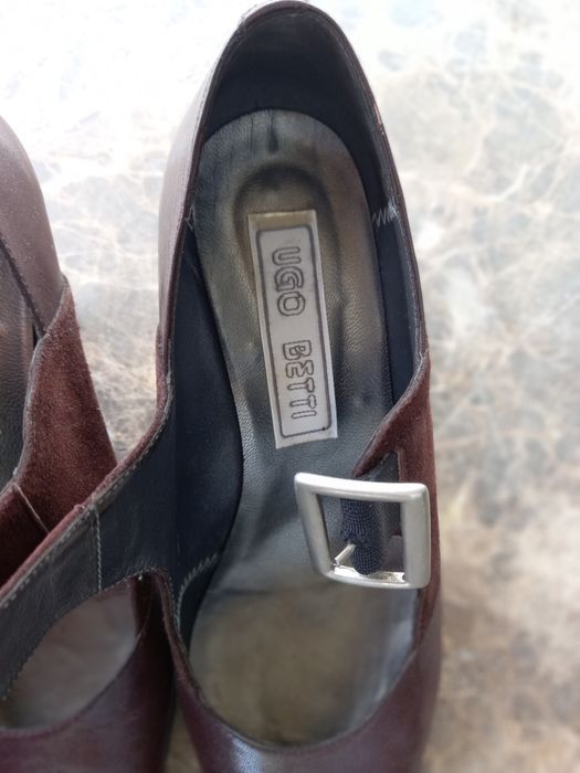 Sapato Ugo betti, n 35 ou n⁹ 3 como novo