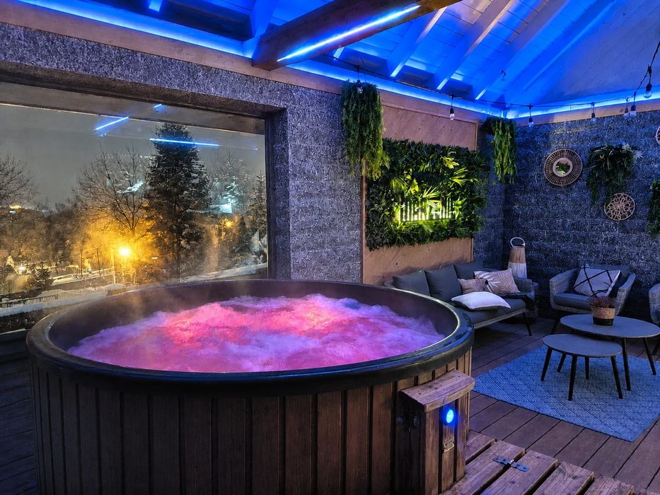 Domki do wynajęcia,jacuzzi,sauna,sala zabaw,widoki k/Zakopane