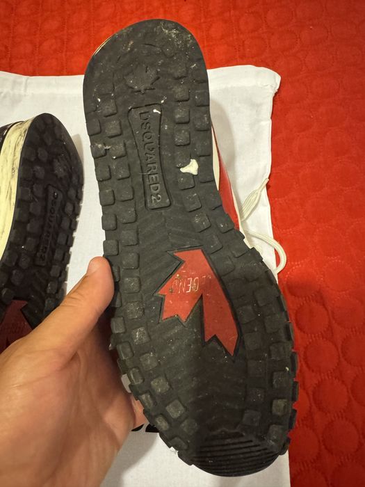 Tenis Dsquared  ..  tamanho 42