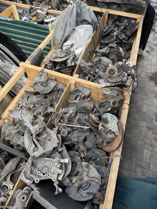 цапфа стійка ричаг ступиця пружина BMW E39 E46 E53 E60 E65 E90 Е87 Е70