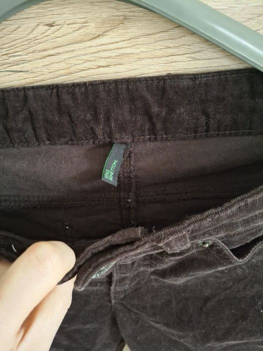 Sztruksy brązowe rurki Benetton xs s