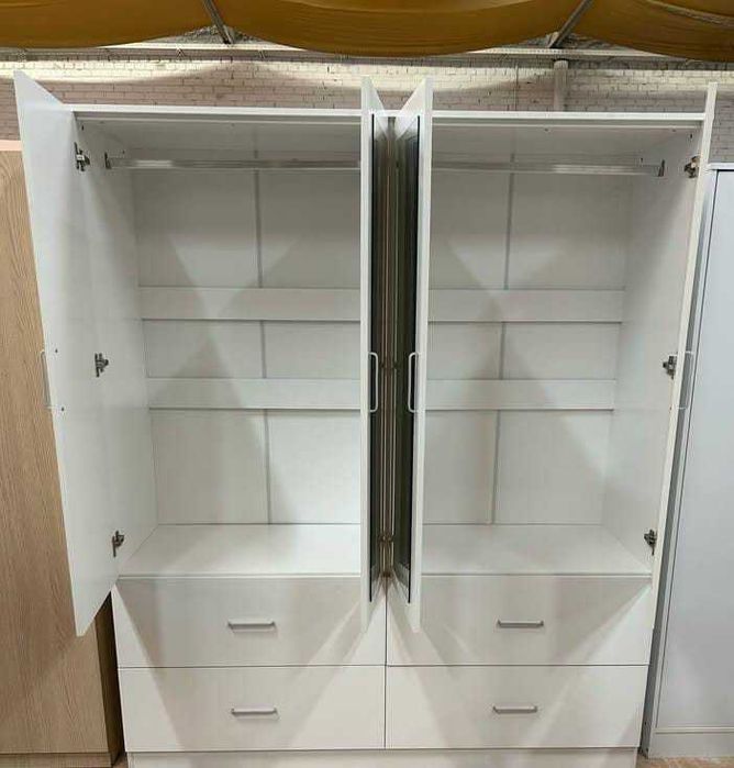 PREÇOS INCRIVEIS ROUPEIRO COM 4 PORTAS COM ESPELHO NOVO ENVIO GRATITO PAGA NA ENTREGA