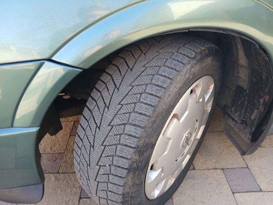 Опель астра 1.4 газ один власник