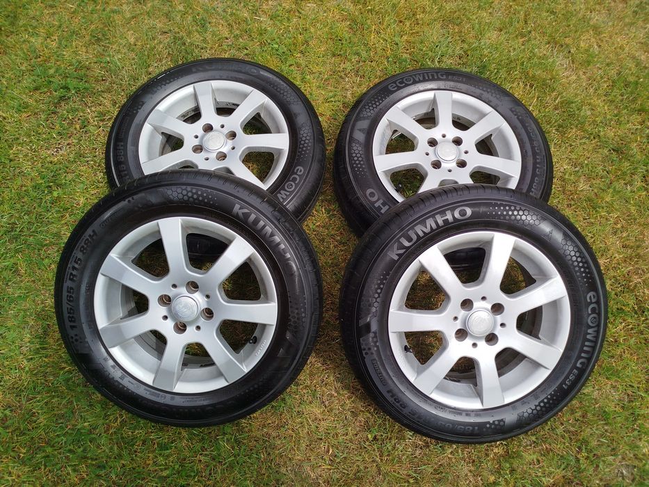 Felgi 15 z oponami letnimi  opel