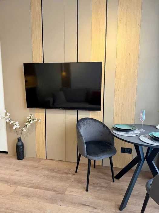 Apartment in Kyiv - More