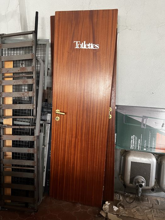 Conjunto de 2 Portas Interiores em Madeira – Bom Estado (BAIXA DE PREÇO)