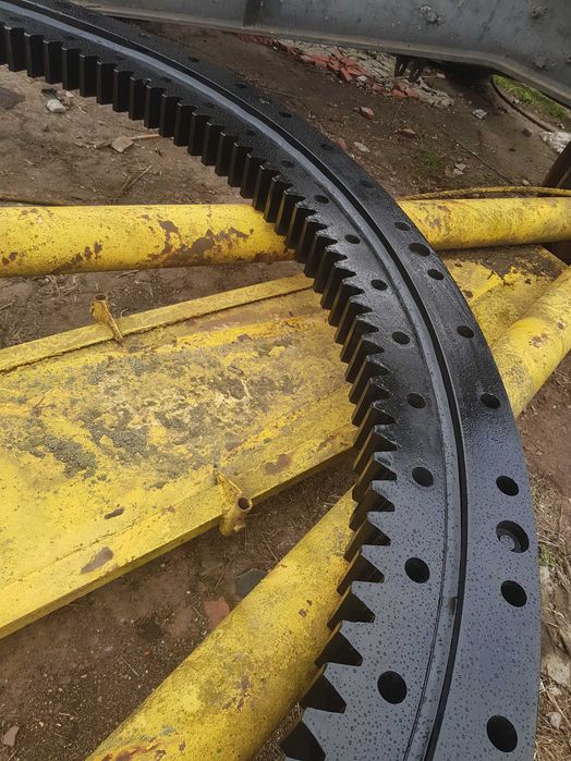 Кран башенный КБ опорно-поворотное устройство (круг) ОПУ-7