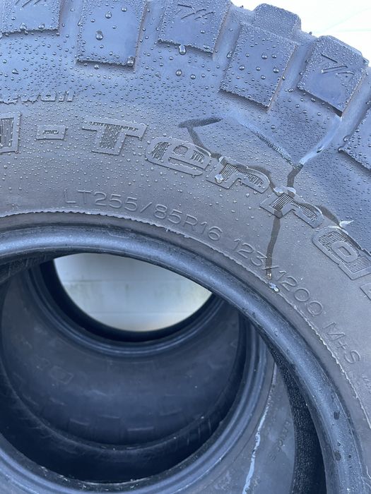 4 pneus bf goodrich mud terrain