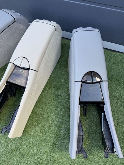 Підлокітник  Mercedes W211