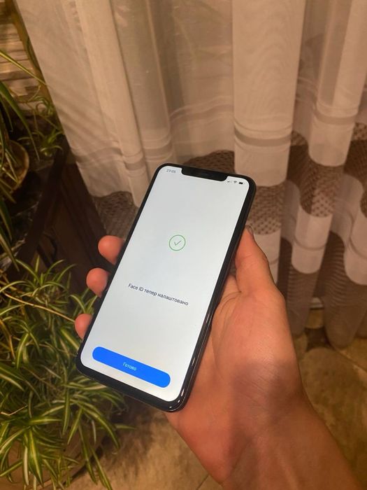 Продам ідеальний iPhone 11 Pro Max 64Gb