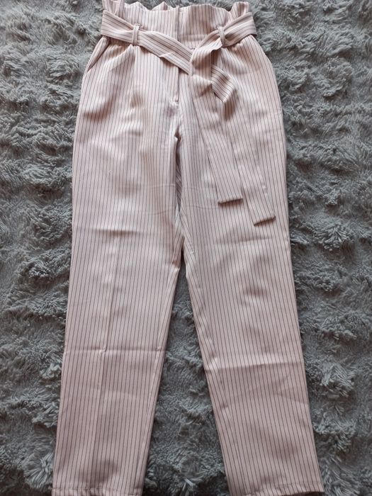 Стильні жіночі брюки