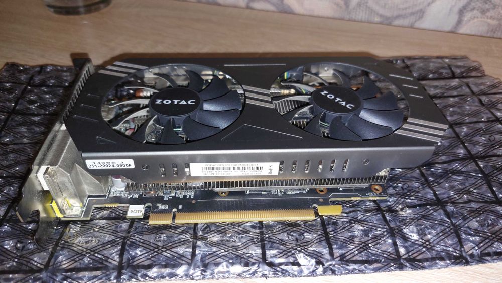 Видеокарта ZOTAC NVIDIA GTX 970 4Gb