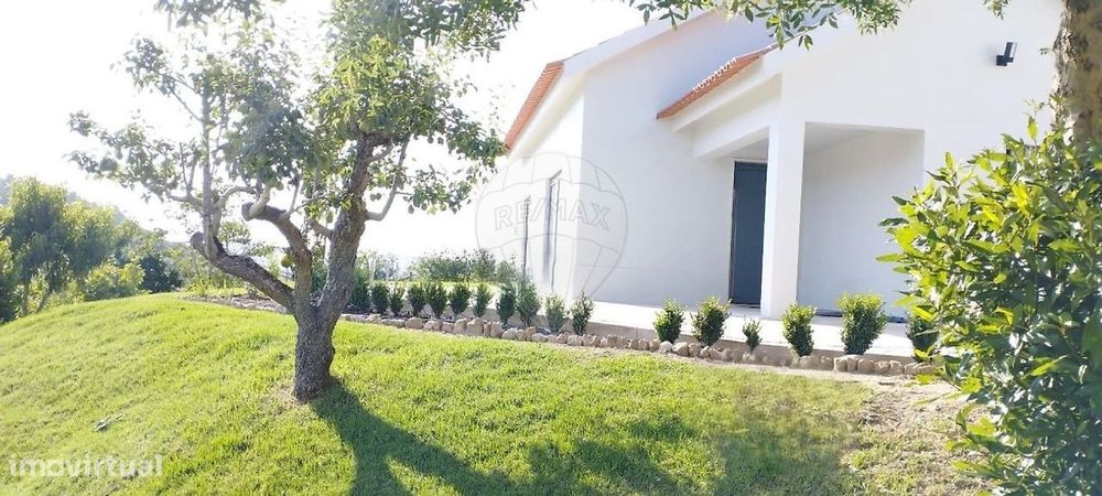 Property in Sobral de Monte Agraço, Lisboa