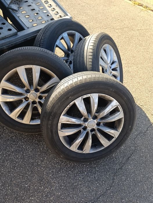 Диски в зборі KIA Sorento 5/114.3/r18/цо67.1/Santa fe/Mazda/235.60.18-6mm.
