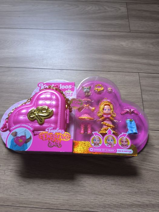 Torebka z akcesoriami