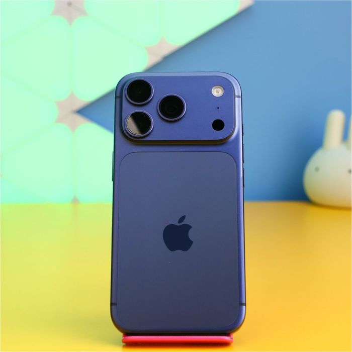 Смартфон Apple iPhone 17 Pro (900270) Б/У З ГАРАНТІЄЮ