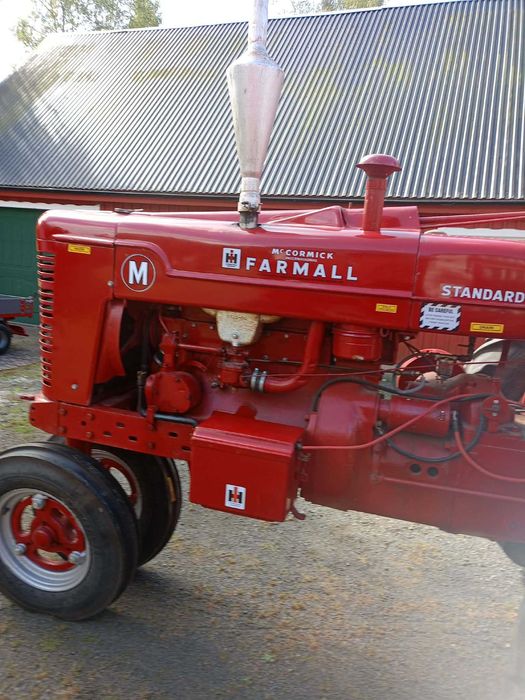 sprzedam traktor zabytkowy