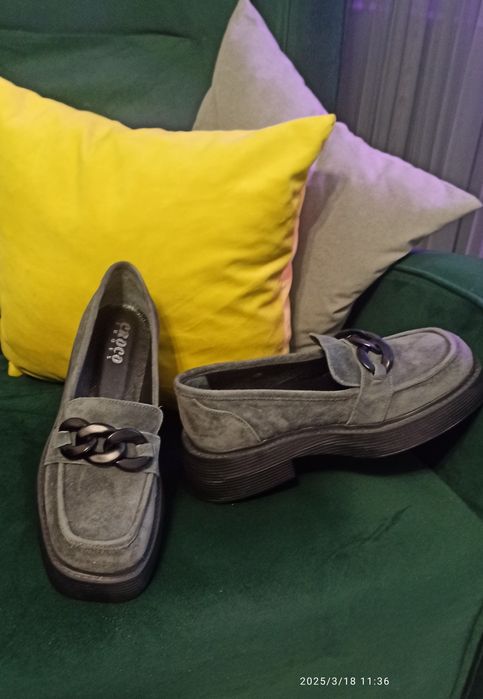 Жіночі лофери ,40 розмір