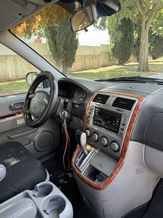 Kia carnival 2.9 crdi AUTOMATICA