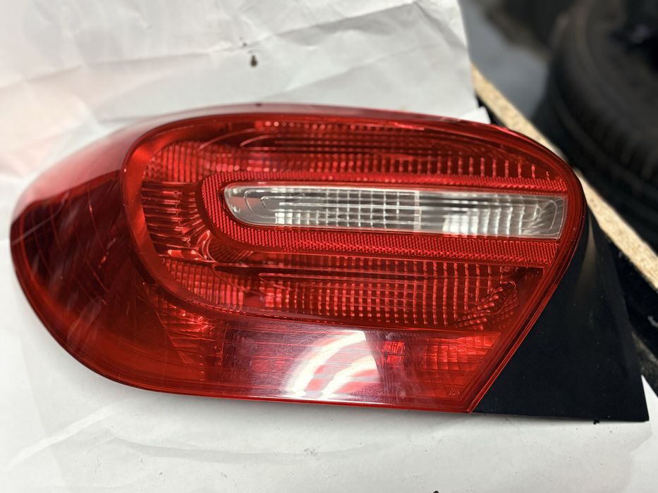 Farolim Esquerdo Mercedez