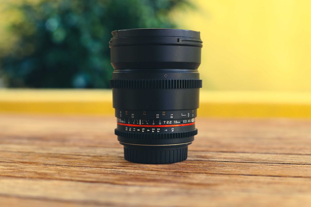 Lente Samyang 16mm T2.2 VDSLR ED AS UMC CS II, Canon