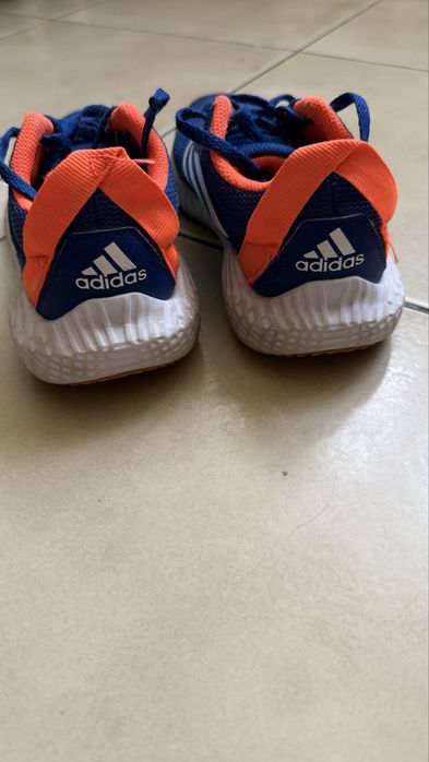 Кросівки adidas, розмір 32, дуже класні і зручні