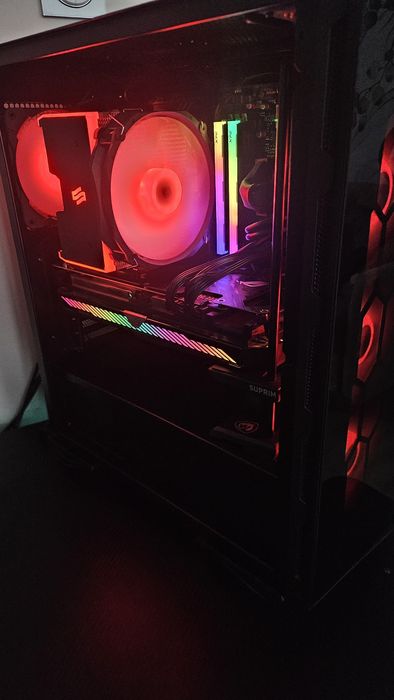 Obudowa MSI Gungnir 110 r