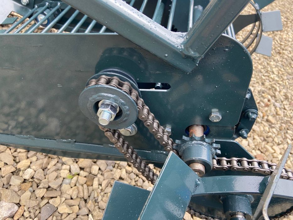 Копалка на мотоблок. Привід від колес. Транспортерна