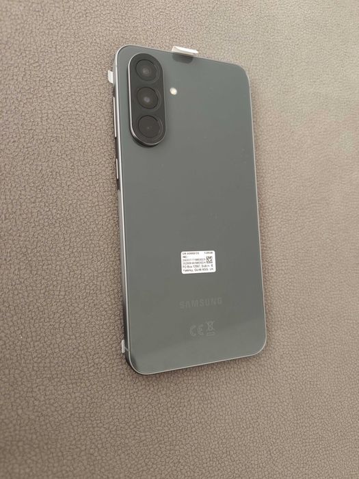 Smartphone Samsung Galaxy A56 Novo na caixa