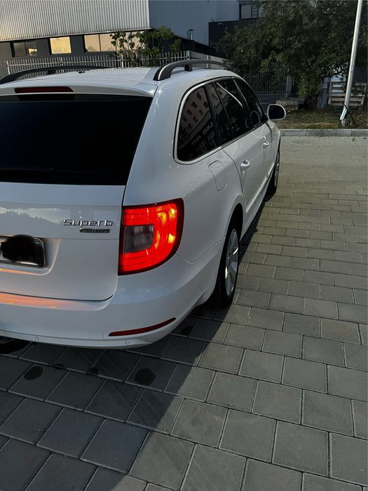Skoda Superb 2, 2011