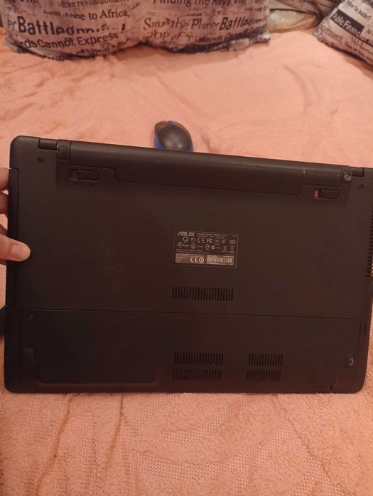 Ноутбук Asus x550c