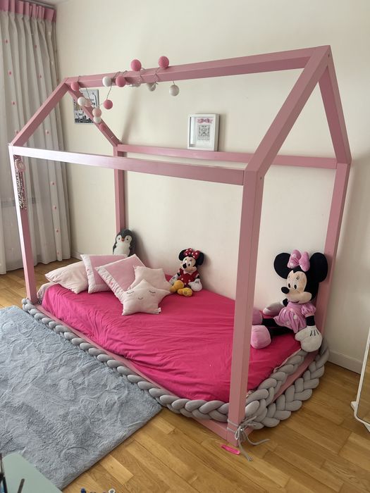 Cama de criança Rosa Montessori como nova