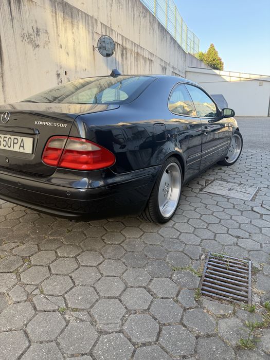 Mercedes-Benz Classe CLK 230 — fotografia 4