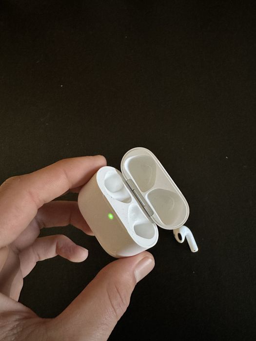 Apple Airpods 4 anc 2024