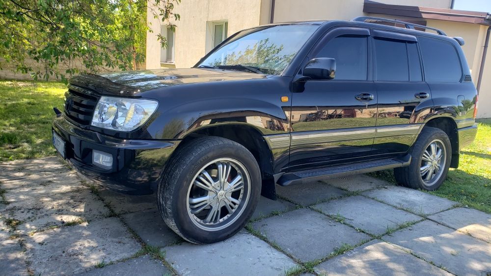 Продаётся Toyota LC100