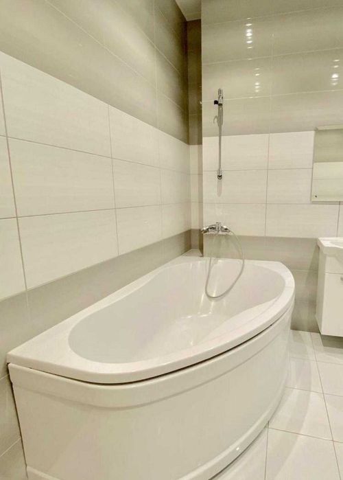 Продаж 2-кімнатної квартири по вул. Вишняківській