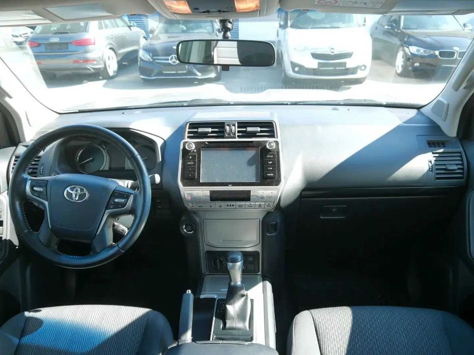 Toyota Land Cruiser Prado 2.8 D4 Comfort Європа