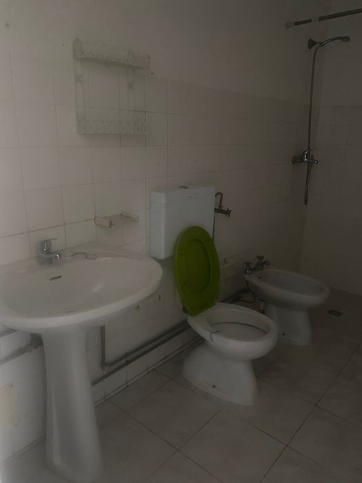 Apartamento T2 na Marinha Grande com bons acessos,