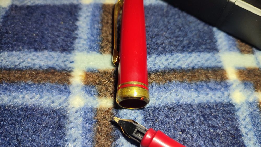 перьевая ручка Herlitz Bugatti