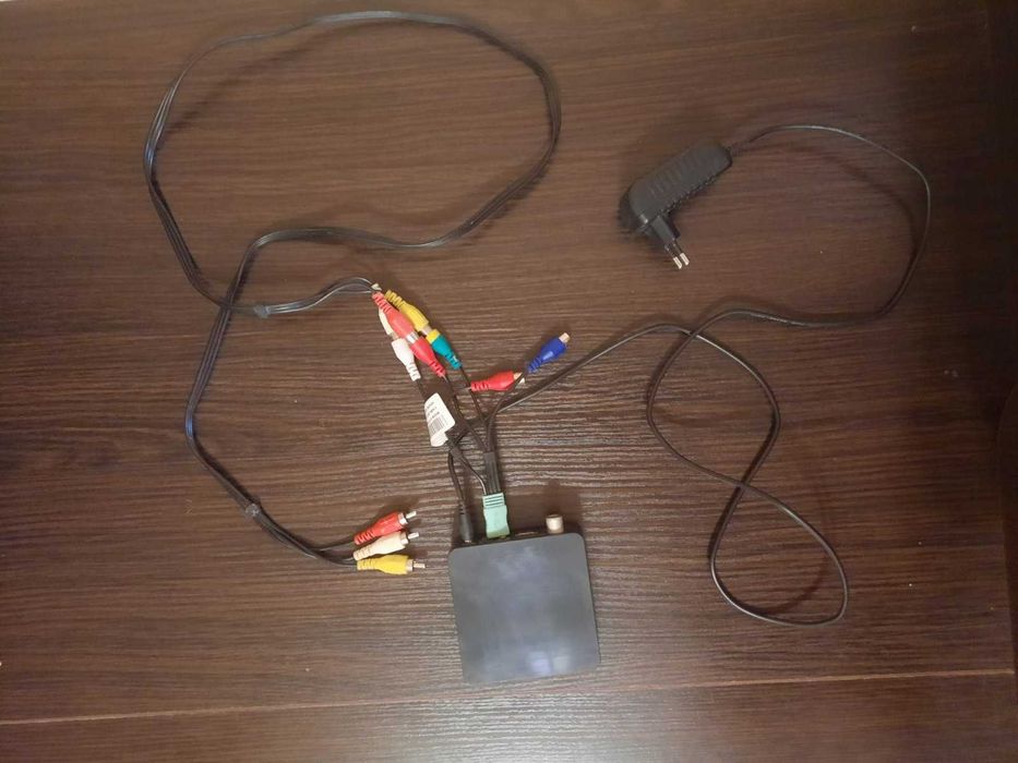 Цифровой эфирный ресивер Romsat T2 Micro Приставка DVB-T2