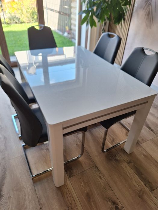 Stół Szynaka Meble + 8 krzeseł Agata Meble Meble
