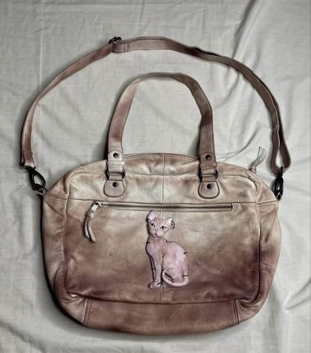 sphinx cat leather bag
