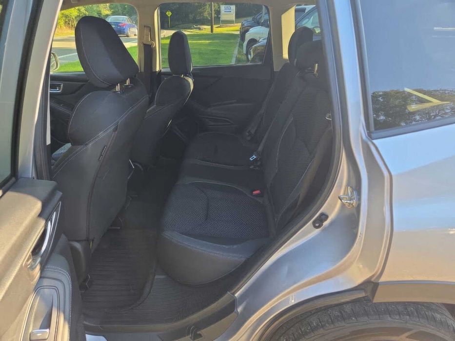 Subaru Forester Premium      2019
