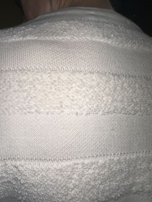 Светер на гудзики